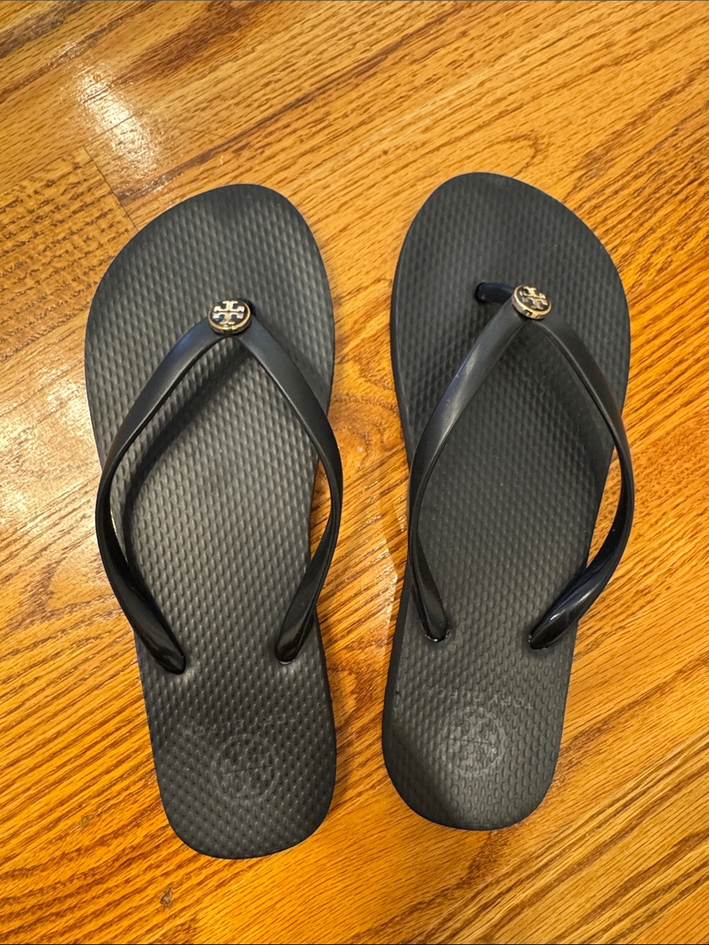 Tory Burch Thin Flip Flops Black, 8 - Picture 5 of 8